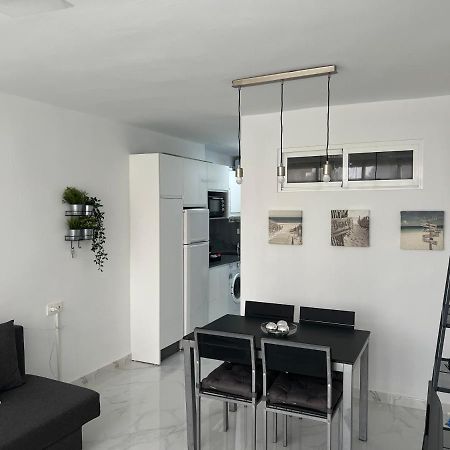 Appartement Apartamento Con Piscina Y Barbacoa à La Cala Del Moral Extérieur photo