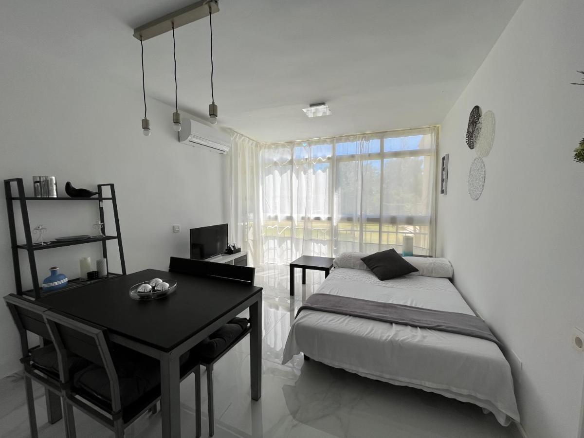Appartement Apartamento Con Piscina Y Barbacoa à La Cala Del Moral Extérieur photo